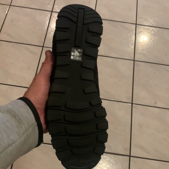 Prada sneaker - Picture 10 of 10